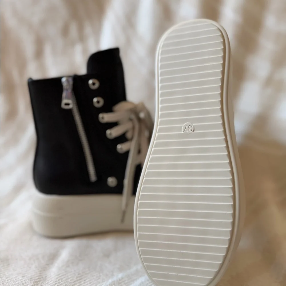 Black & White Platform Leather High-Tops - Picture 5 of 5